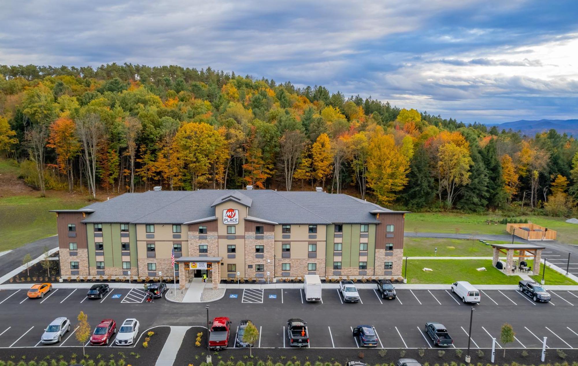 My Place Hotel-Randolph, Vt Εξωτερικό φωτογραφία